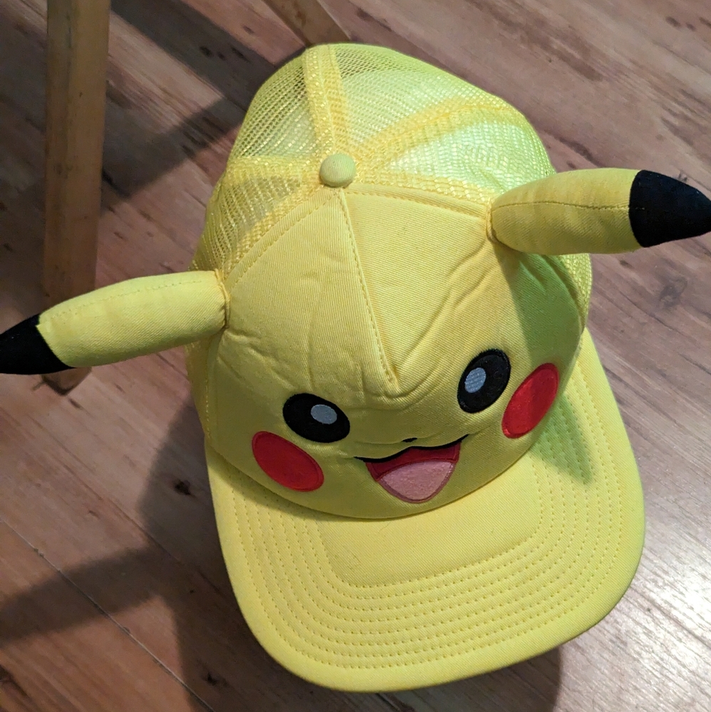 Pikachu Pokémon SnapBack Trucker Yellow Hat Cap Pokemon
